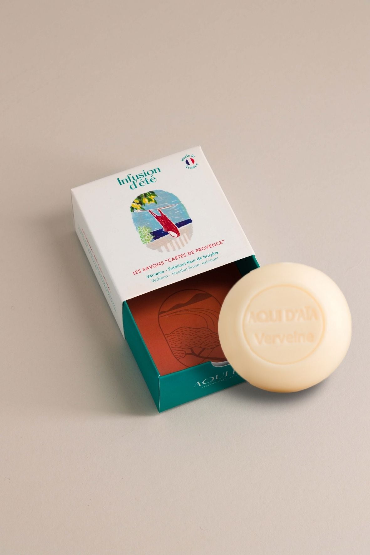 INFUSIOND_ETE.jpg Savon solide verveine citronnée 100g, savon artisanal frais et tonique aux ingrédients naturels pour une toilette vivifiante du visage et du corps