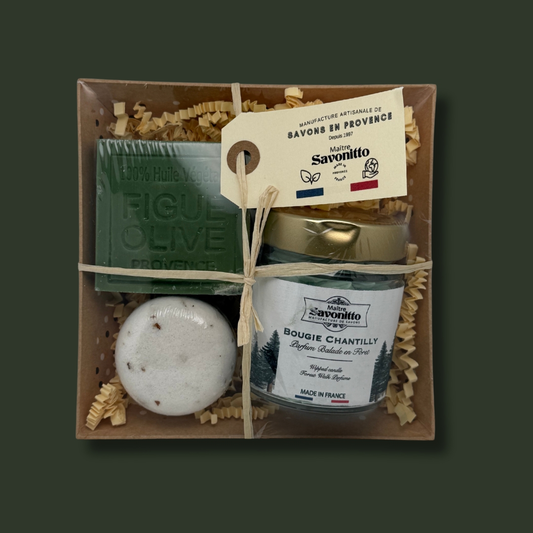Coffret édition limitée Balade en Forêt avec produits parfumés aux accords naturels et enveloppants