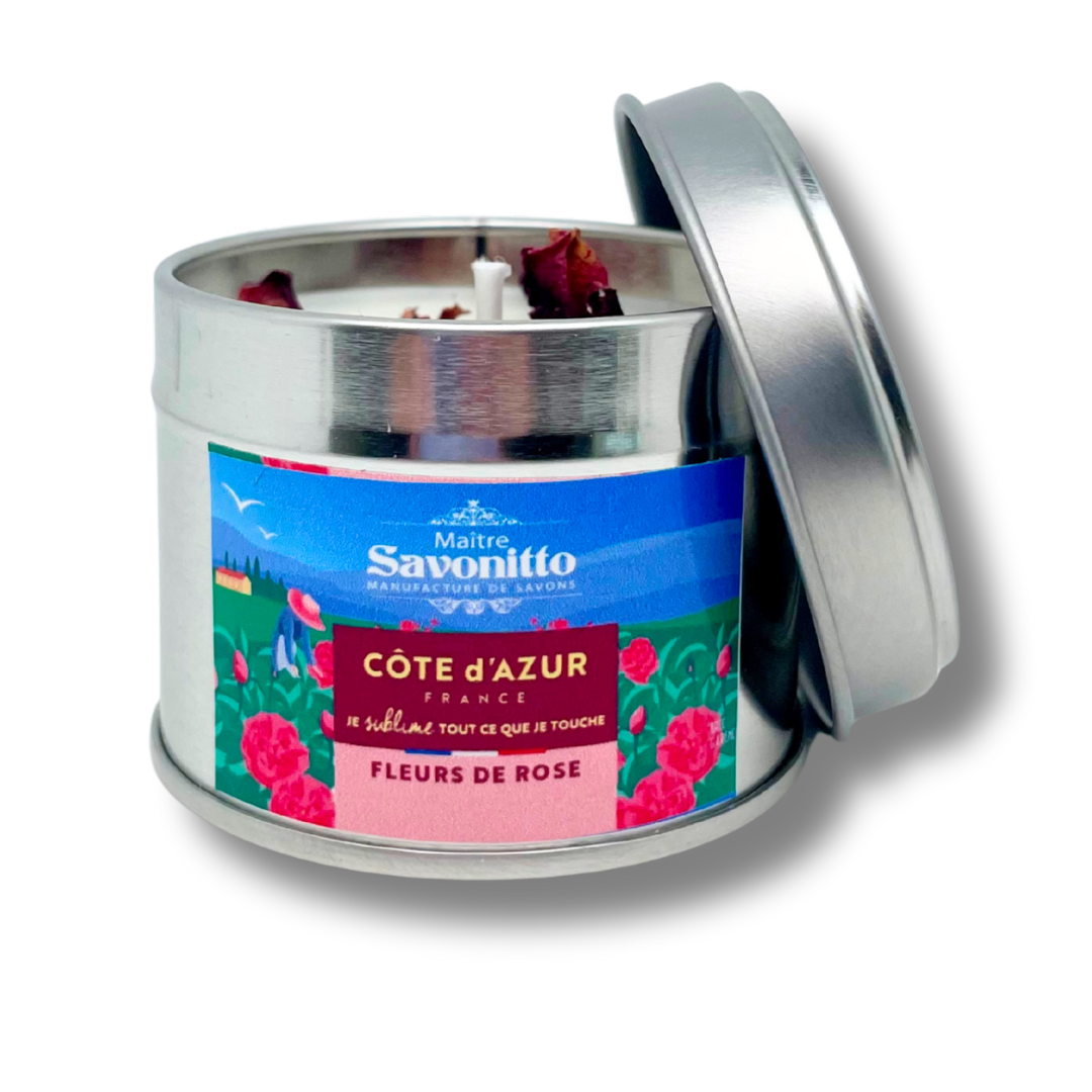 Bougie Rose X Côte d'Azur France Bougie artisanale à la rose ancienne, fragrance fleurie et délicate présentée dans un pot en aluminium.