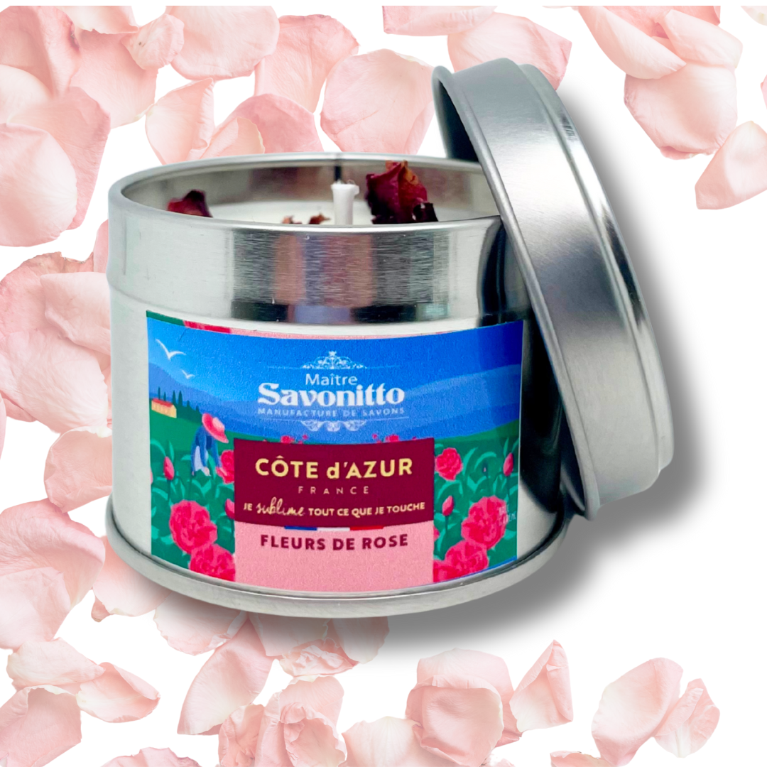 Bougie Rose X Côte d'Azur France Bougie artisanale à la rose ancienne, fragrance fleurie et délicate présentée dans un pot en aluminium.