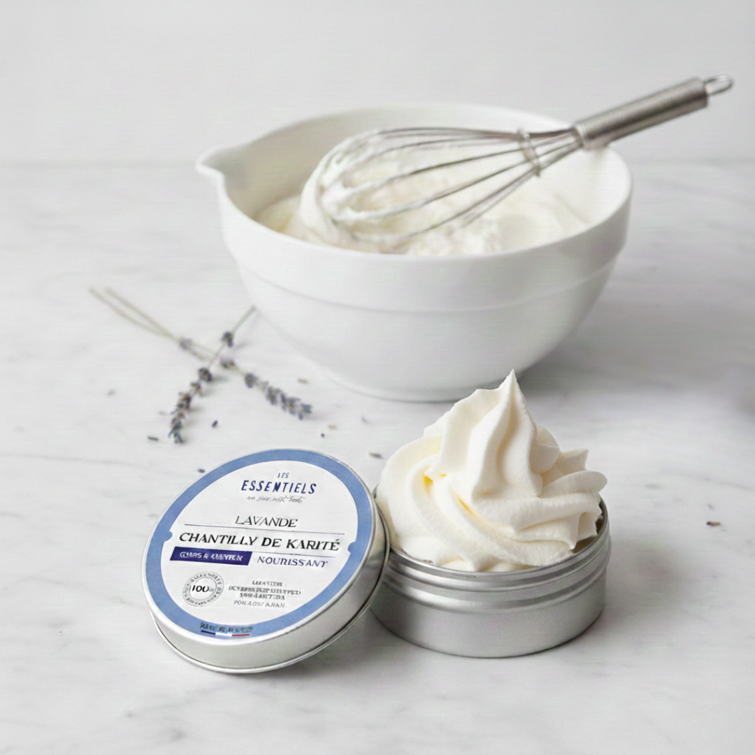 Chantilly de Karité Lavande corps et cheveux Chantilly de karité à la lavande pour le corps et les cheveux, soin nourrissant à la texture aérienne